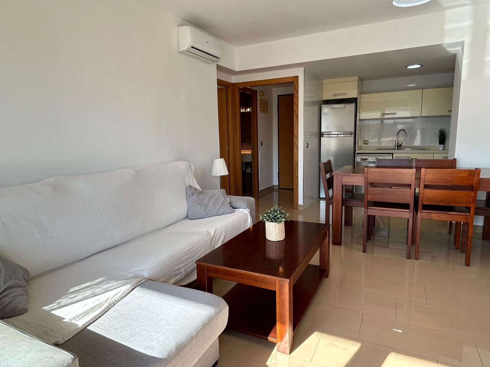 1 bedroom Flat for sale in Alicante / Alacant city with pool - € 312,500 (Ref: 8847491)