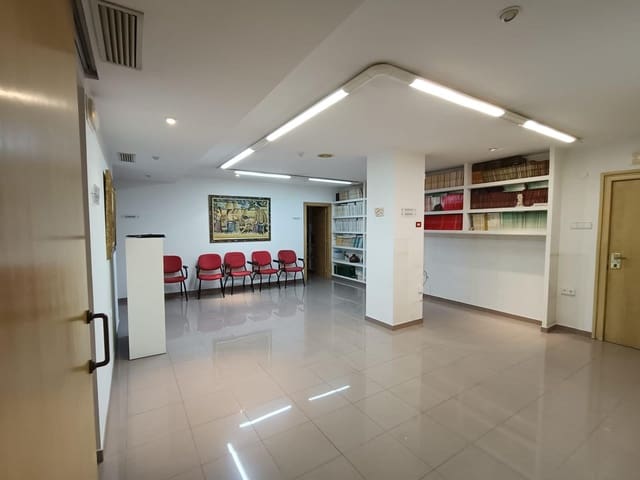Piso de 4 habitaciones en Alicante / Alacant ciudad en venta - 413.000 € (Ref: 8881823)
