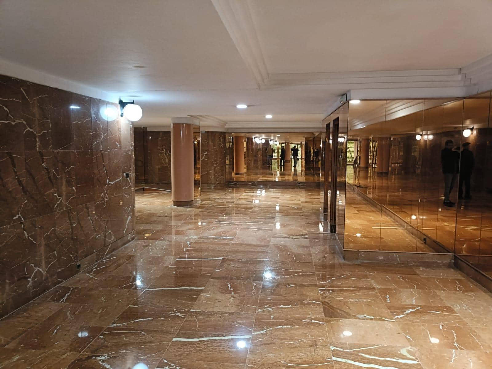 Piso de 4 habitaciones en Alicante / Alacant ciudad en venta - 413.000 € (Ref: 8881823)