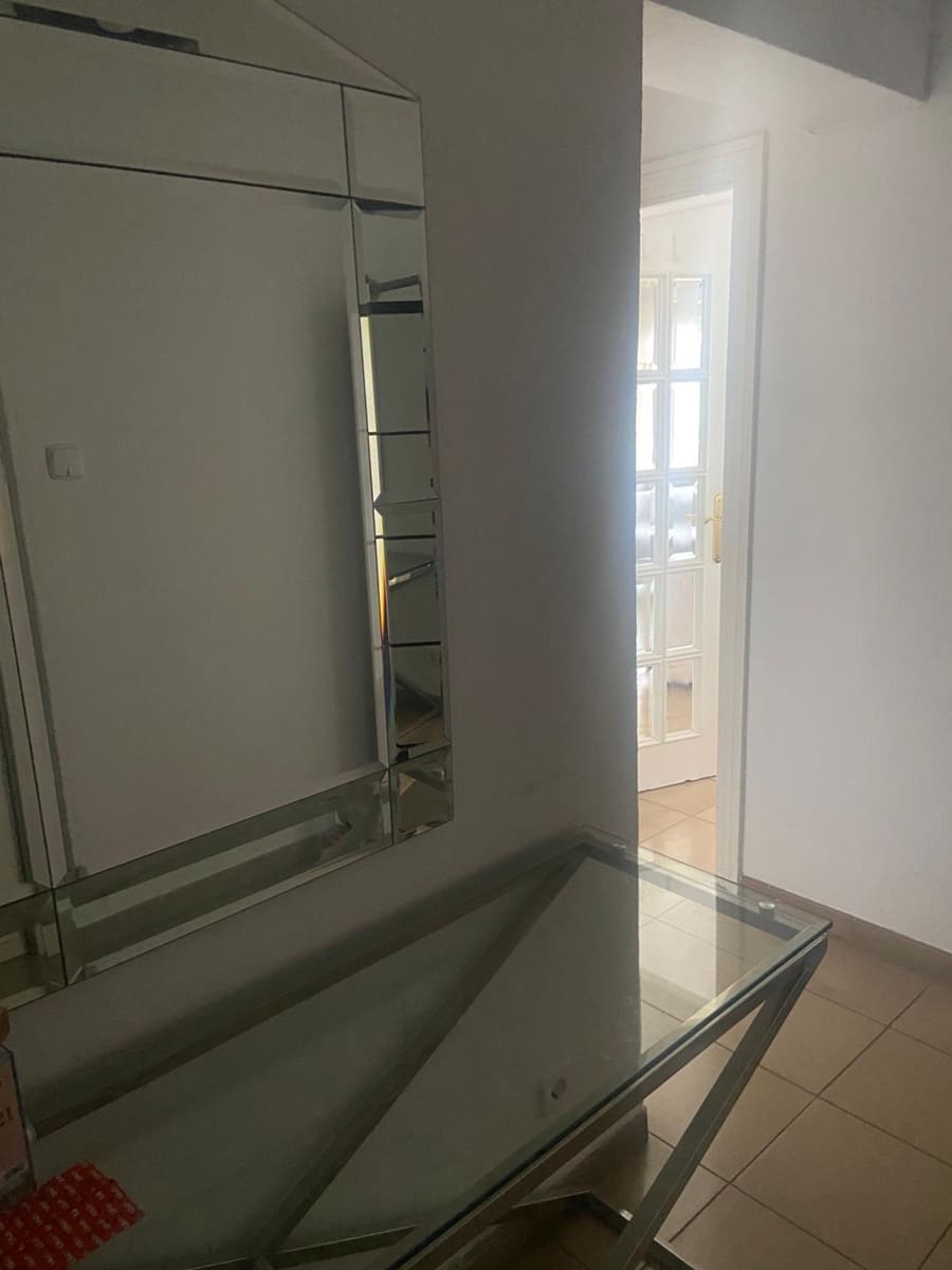 2 makuuhuone Huoneisto vuokrattavana paikassa Alicante kaupunki - 1 000 € (Ref: 9112354)