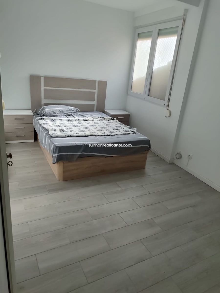 3 soveværelse Lejlighed til leje i Alicante by - € 1.200 (Ref: 9236911)