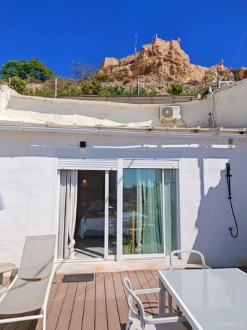 3 makuuhuone Kattohuoneisto myytävänä paikassa Alicante kaupunki - 360 000 € (Ref: 9236912)