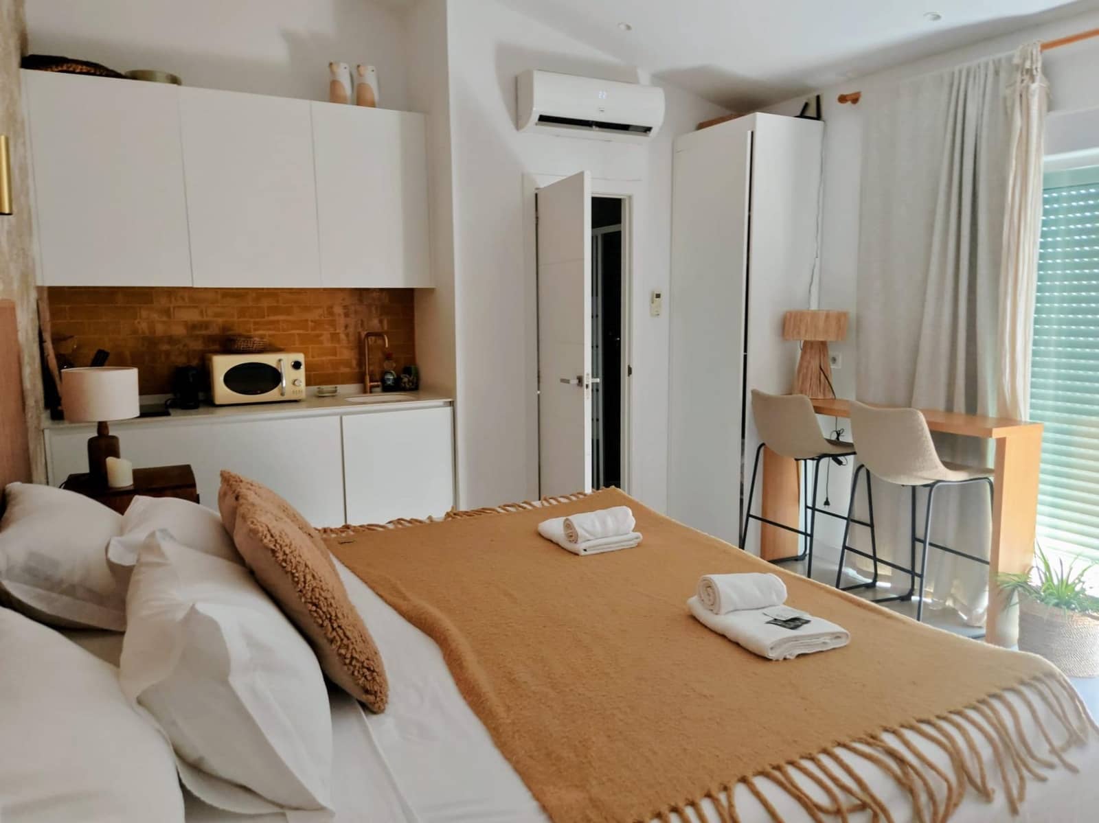 3 makuuhuone Kattohuoneisto myytävänä paikassa Alicante kaupunki - 360 000 € (Ref: 9236912)