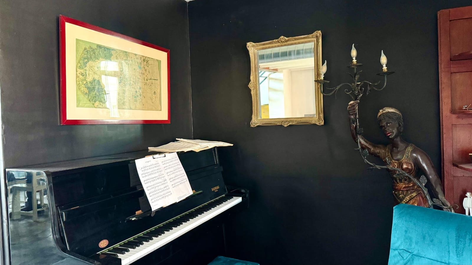 3 bedroom Villa for sale in Muchamiel / Mutxamel with pool - € 595,000 (Ref: 9236914)