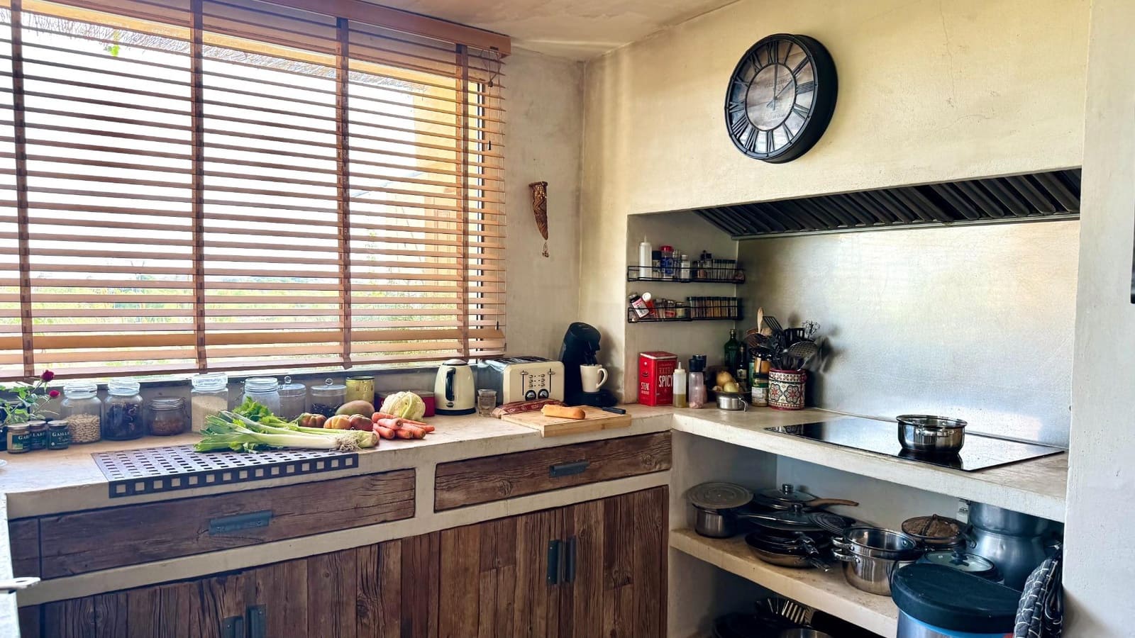 3 bedroom Villa for sale in Muchamiel / Mutxamel with pool - € 595,000 (Ref: 9236914)