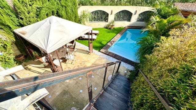 Chalet de 3 habitaciones en Muchamiel / Mutxamel en venta con piscina - 595.000 € (Ref: 9236914)