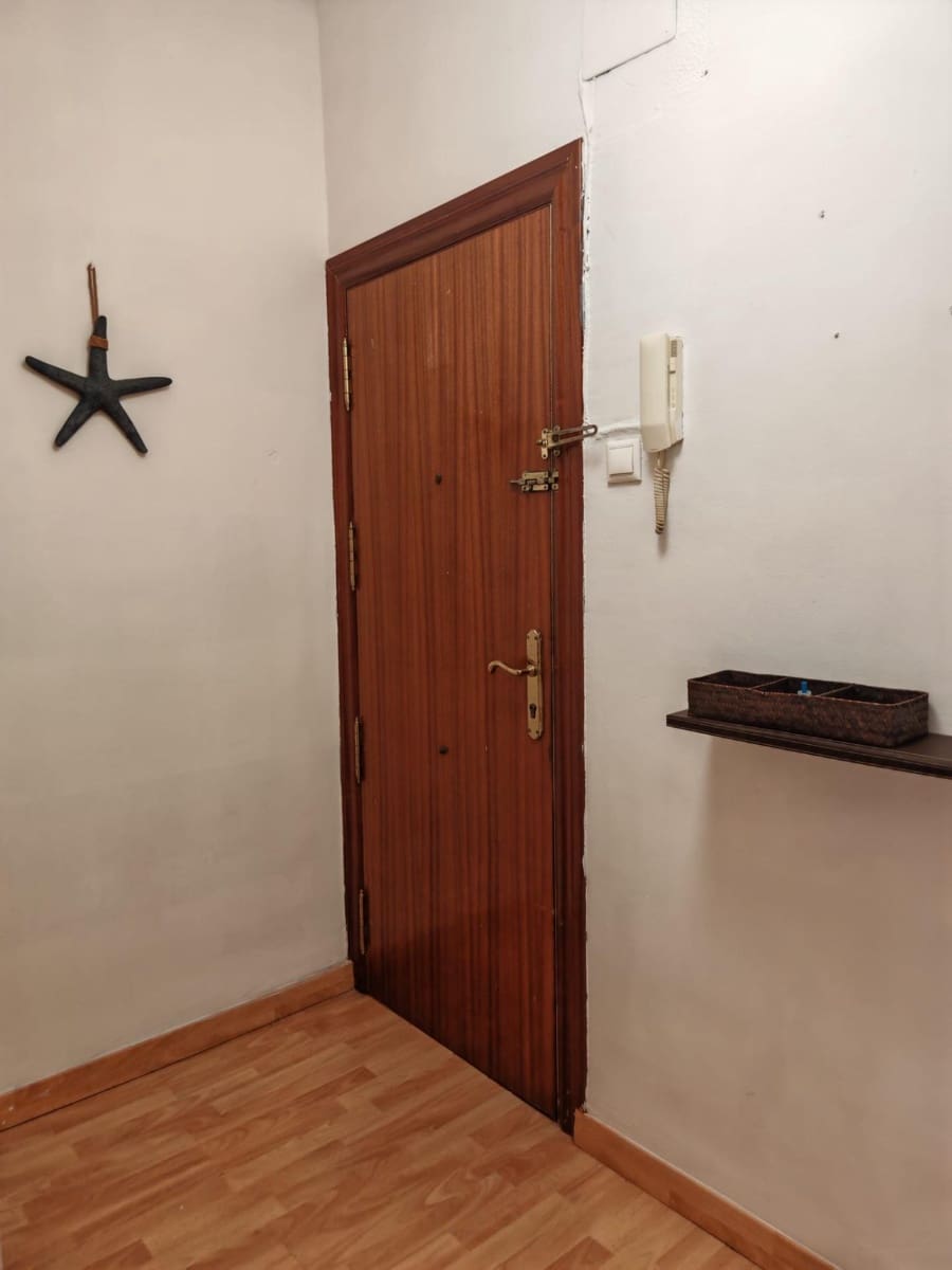 2 makuuhuone Huoneisto myytävänä paikassa Alicante kaupunki - 150 000 € (Ref: 9252485)