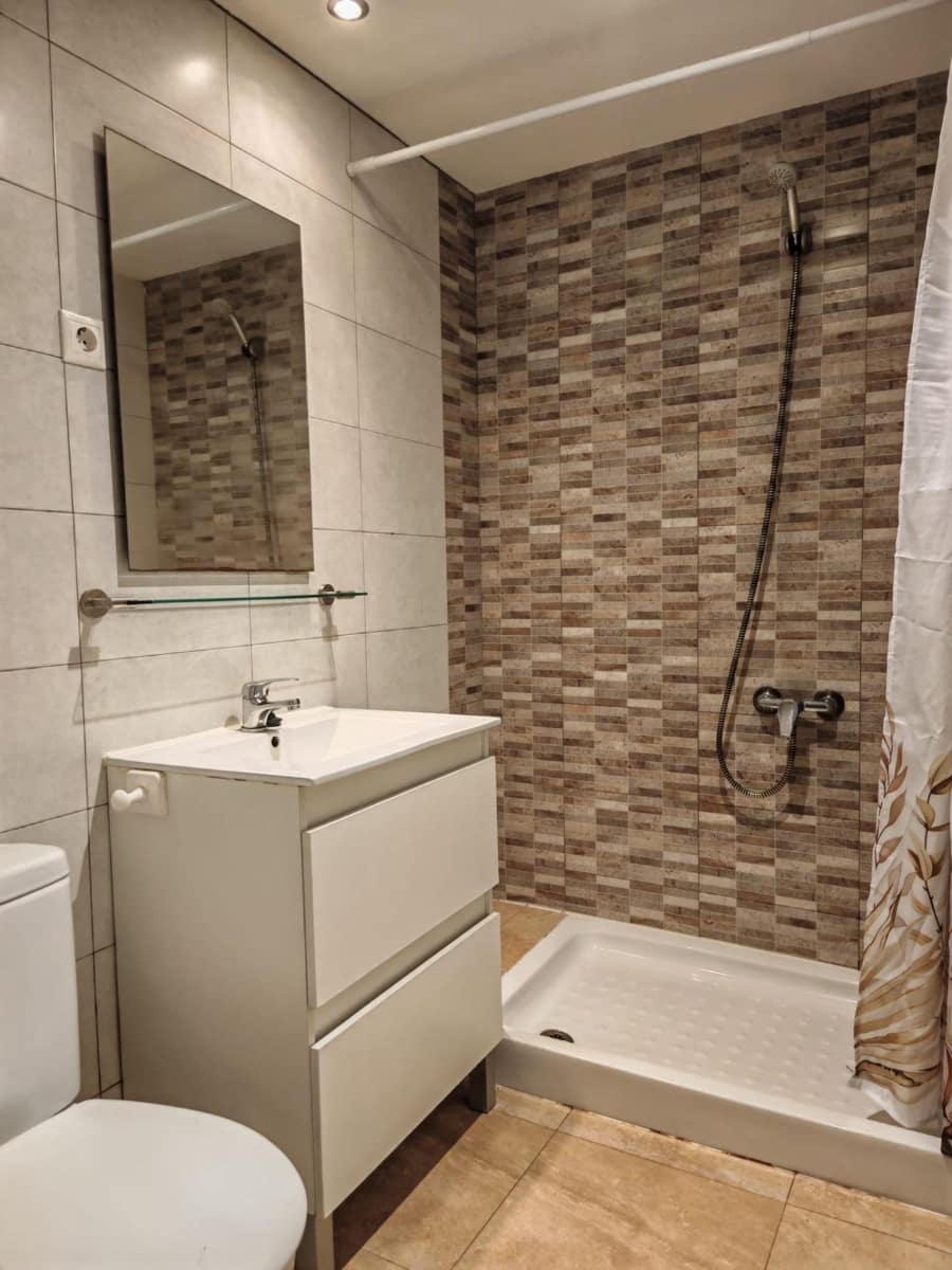 2 makuuhuone Huoneisto myytävänä paikassa Alicante kaupunki - 150 000 € (Ref: 9252485)