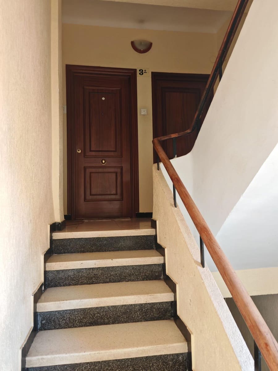 2 chambre Appartement à vendre à Alicante ville - 150 000 € (Ref: 9252485)