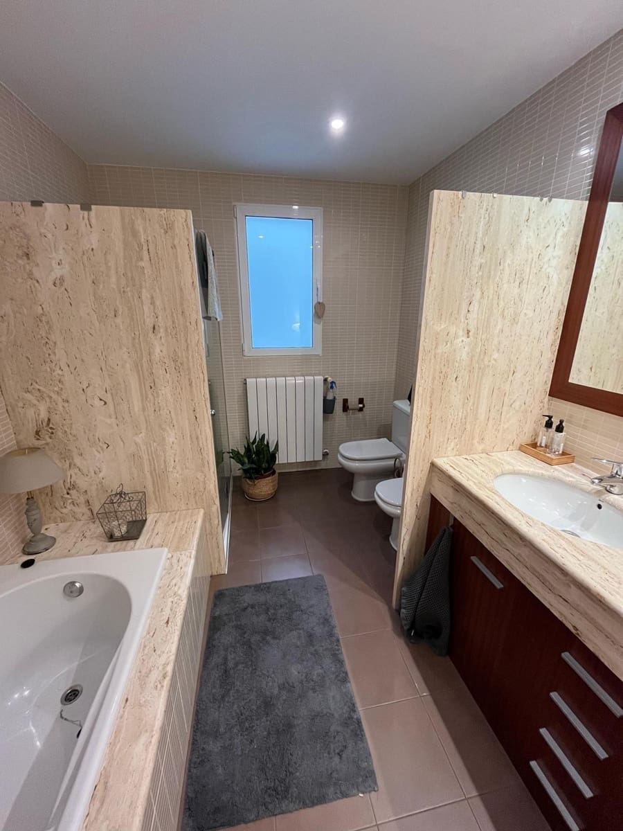 4 soveværelse Lejlighed til salg i Alcoy / Alcoi med garage - € 460.000 (Ref: 9269752)