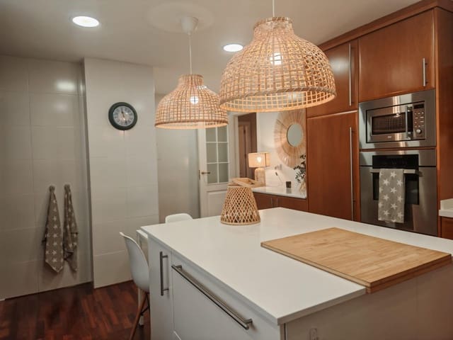 4 soveværelse Lejlighed til salg i Alcoy / Alcoi med garage - € 460.000 (Ref: 9269752)