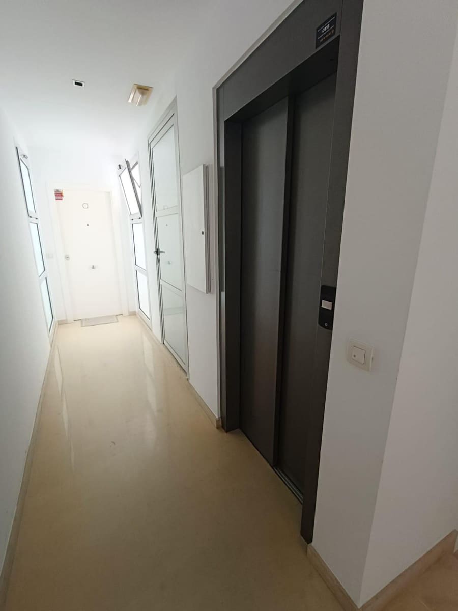 2 sovrum Takvåning till salu i Alicante stad - 380 000 € (Ref: 9330662)