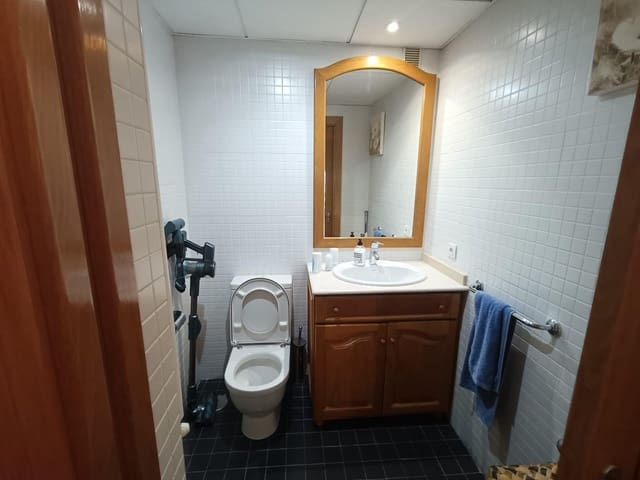 2 slaapkamer Penthouse te koop in Alicante stad - € 380.000 (Ref: 9330662)