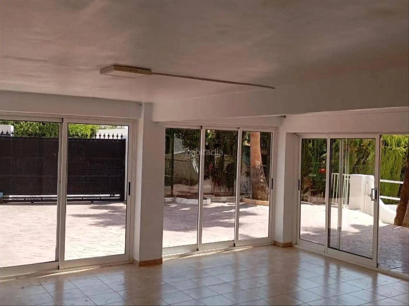 6 bedroom Villa for sale in Elche / Elx with garage - € 480,000 (Ref: 9338055)