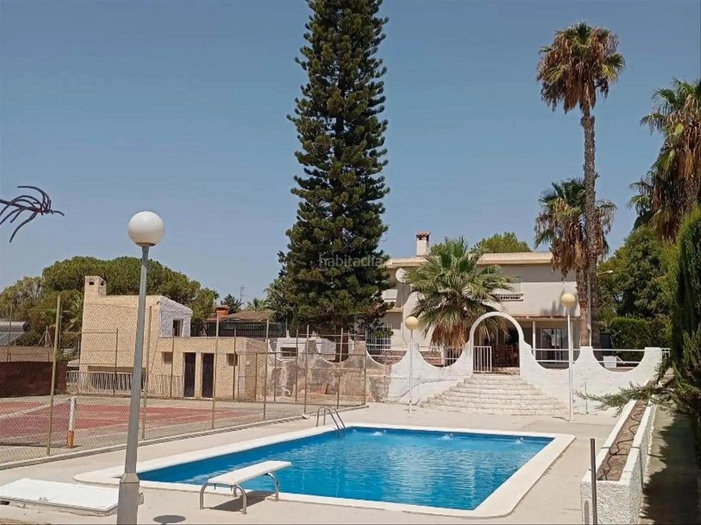 6 bedroom Villa for sale in Elche / Elx with garage - € 480,000 (Ref: 9338055)