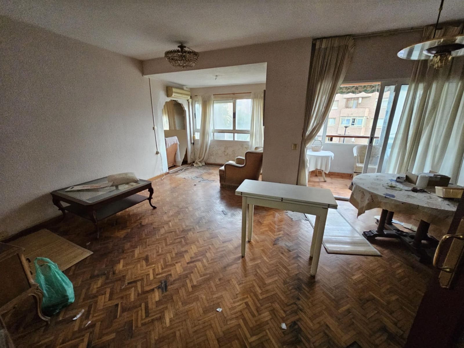 3 soveværelse Lejlighed til salg i Alicante by - € 290.000 (Ref: 9349574)