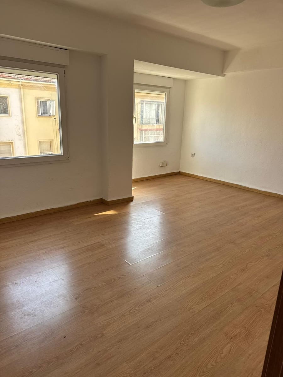2 sypialnia Mieszkanie na sprzedaż w Miasto Alicante / Alacant - 155 000 € (Ref: 9349575)