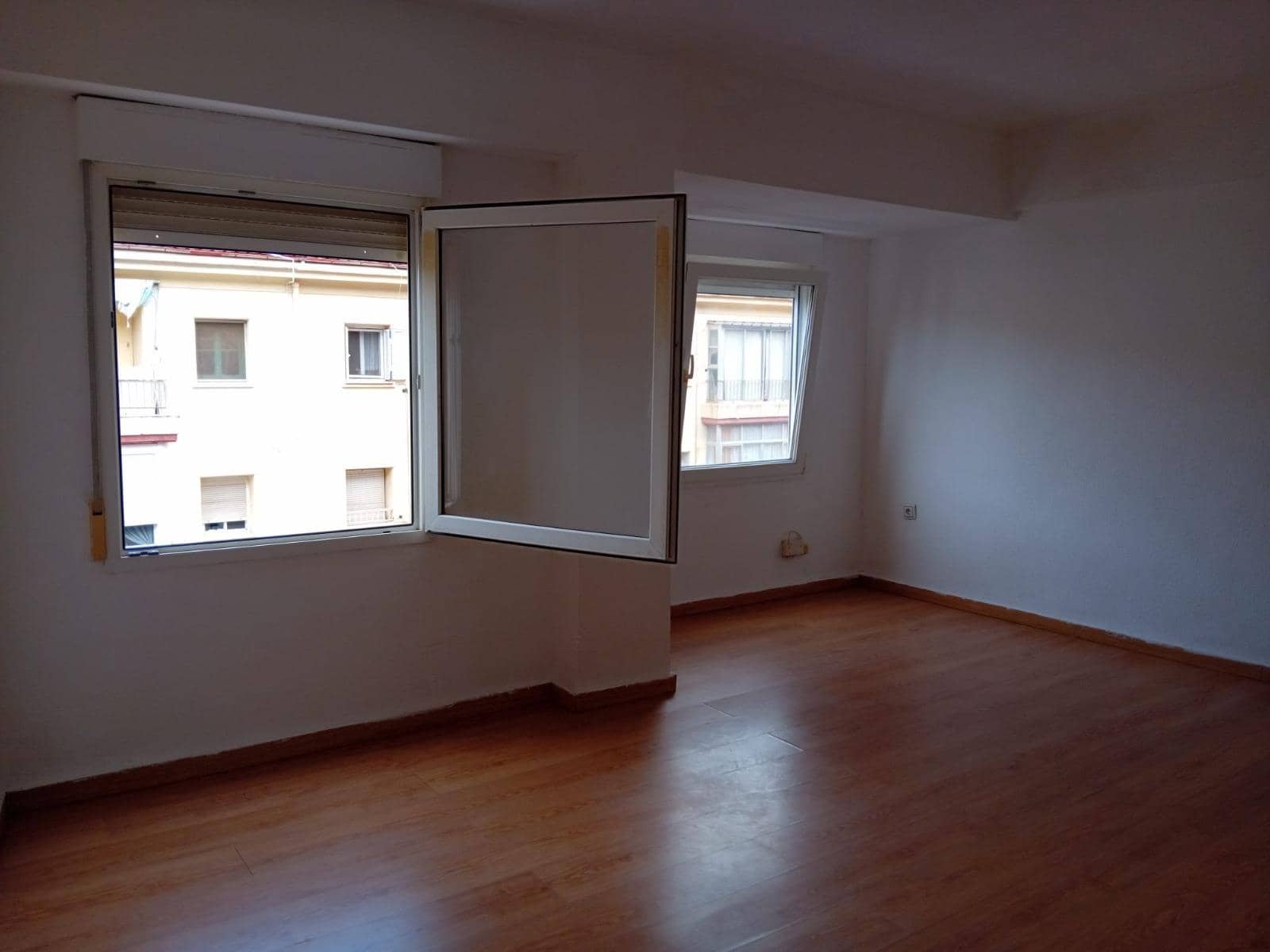 2 makuuhuone Asunto myytävänä paikassa Alicante kaupunki - 150 000 € (Ref: 9415967)