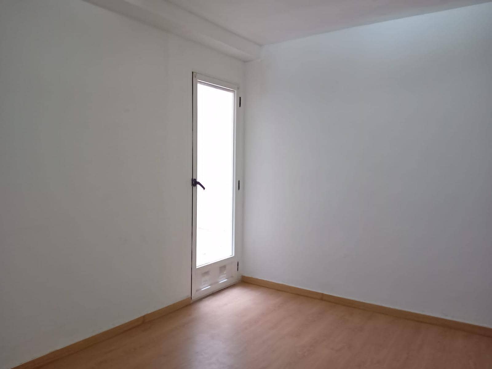 2 makuuhuone Asunto myytävänä paikassa Alicante kaupunki - 150 000 € (Ref: 9415967)