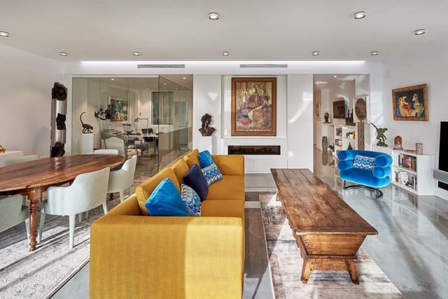 Apartamento de 3 habitaciones en Alicante / Alacant ciudad en venta - 1.175.000 € (Ref: 9431959)