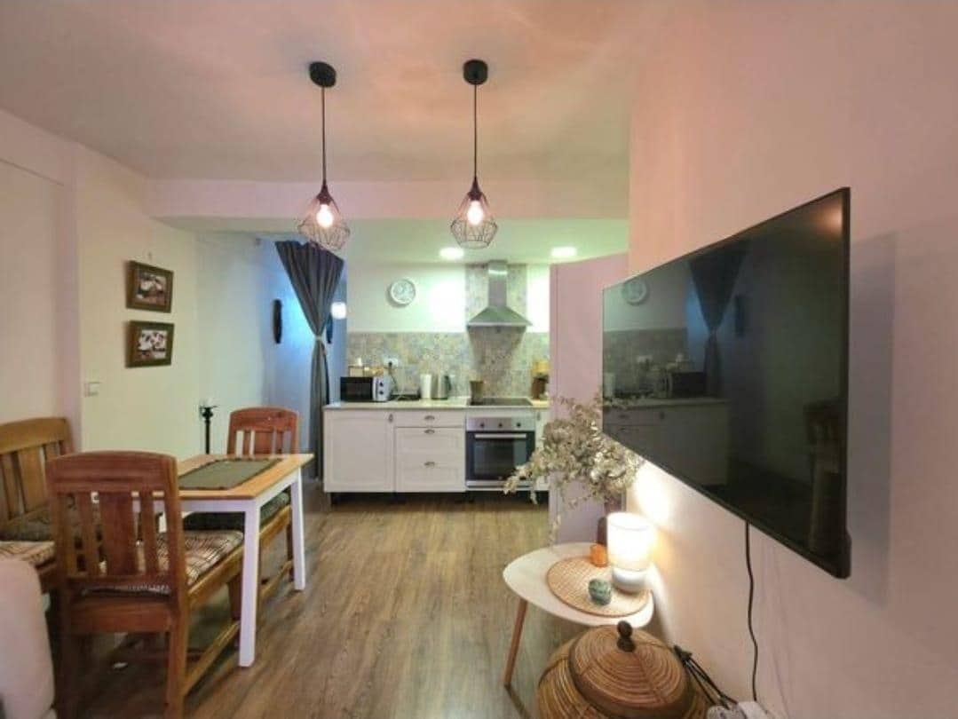 Piso de 4 habitaciones en Alicante / Alacant ciudad en venta - 196.000 € (Ref: 9441119)