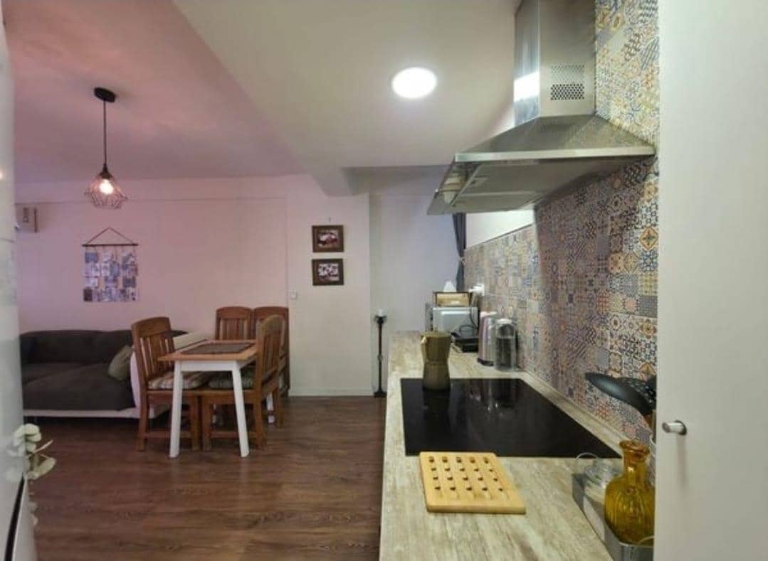 Piso de 4 habitaciones en Alicante / Alacant ciudad en venta - 196.000 € (Ref: 9441119)