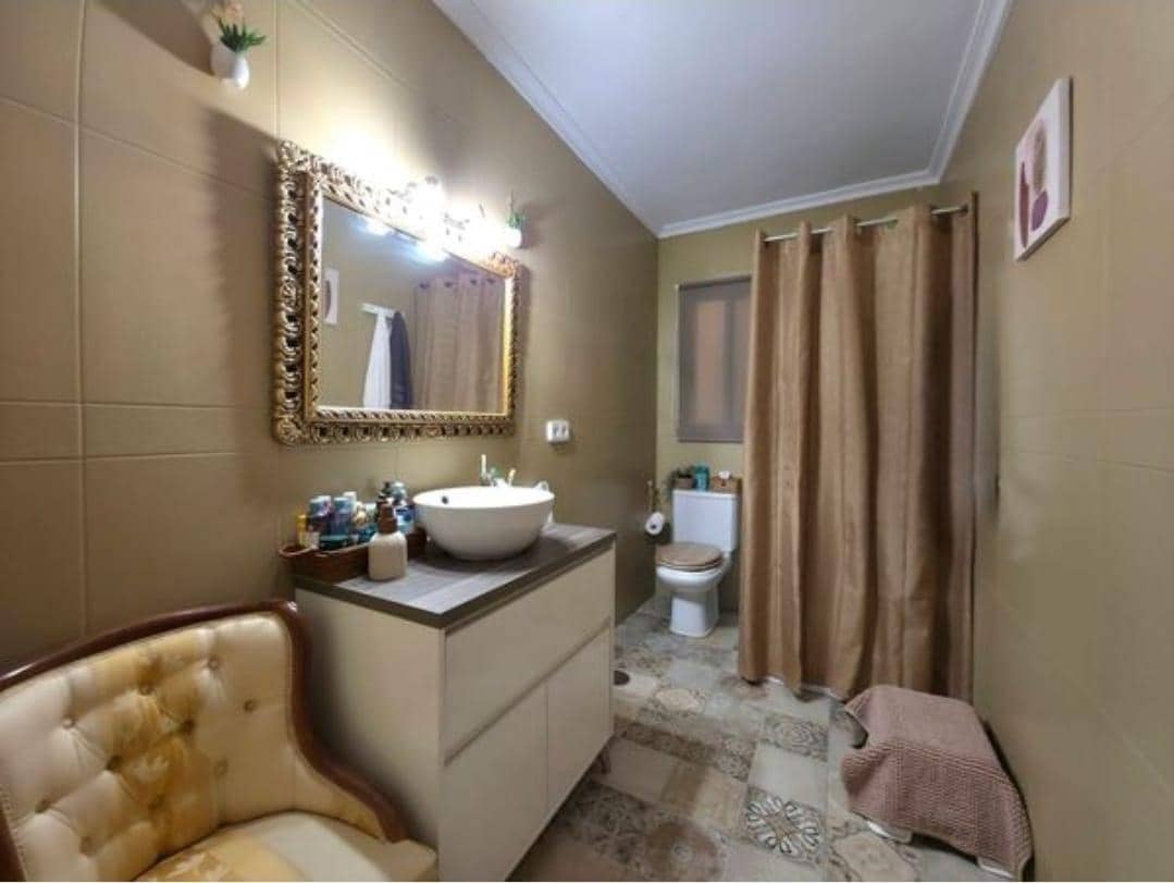 Piso de 4 habitaciones en Alicante / Alacant ciudad en venta - 196.000 € (Ref: 9441119)