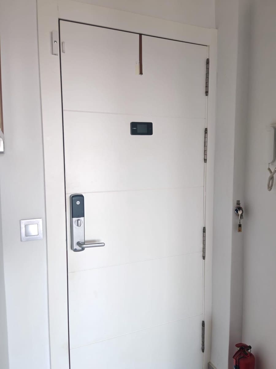 3 makuuhuone Asunto myytävänä paikassa Santa Pola mukana 
autotalli - 254 000 € (Ref: 9441379)