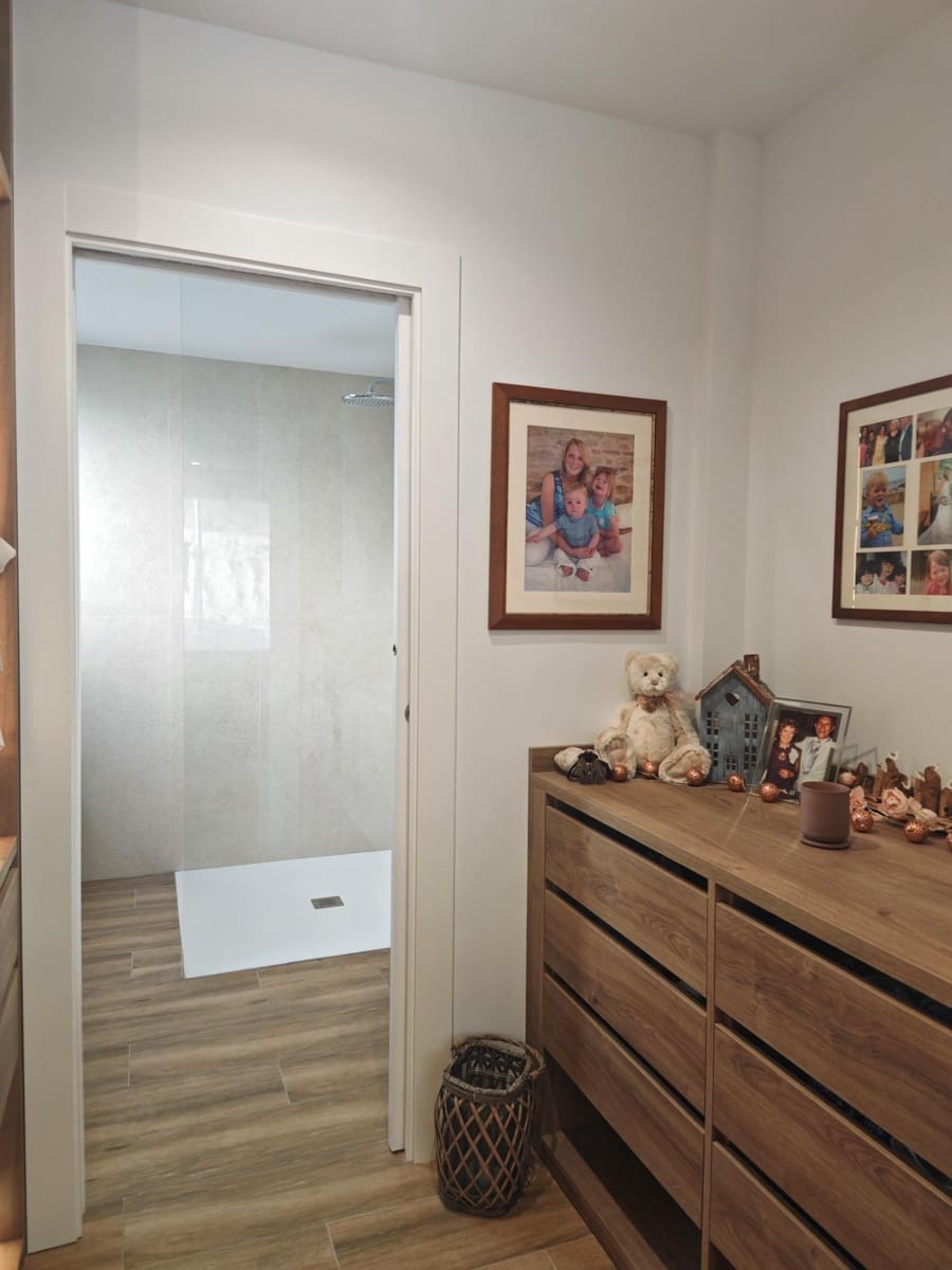 5 soveværelse Villa til salg i Monforte del Cid med swimmingpool - € 714.000 (Ref: 9441380)