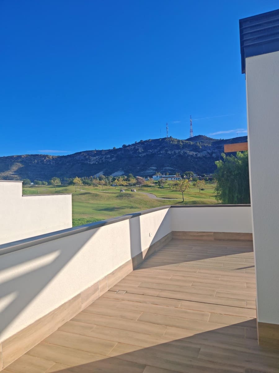 5 soveværelse Villa til salg i Monforte del Cid med swimmingpool - € 714.000 (Ref: 9441380)