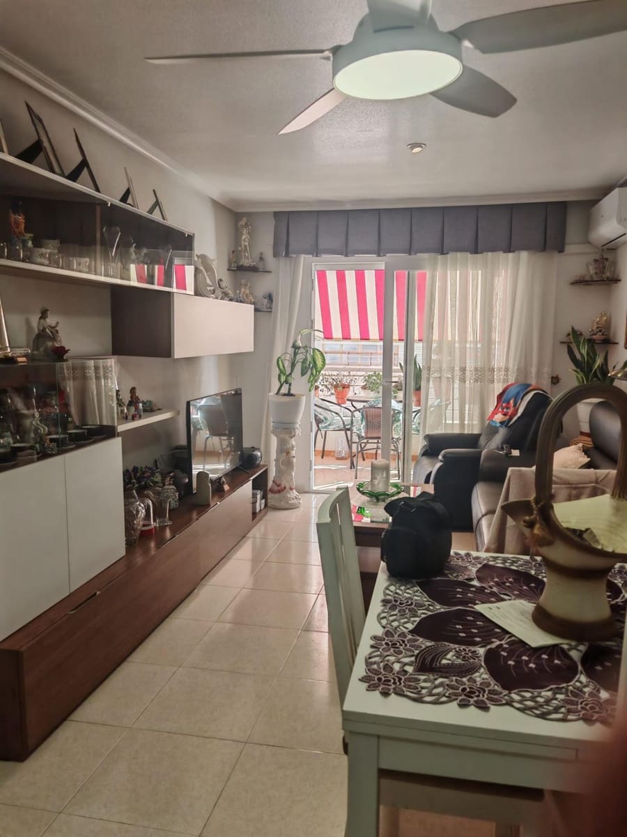 1 bedroom Flat for sale in Santa Pola with garage - € 150,000 (Ref: 9446357)