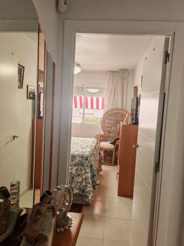 1 bedroom Flat for sale in Centro, Santa Pola with garage - € 150,000 (Ref: 9446357)