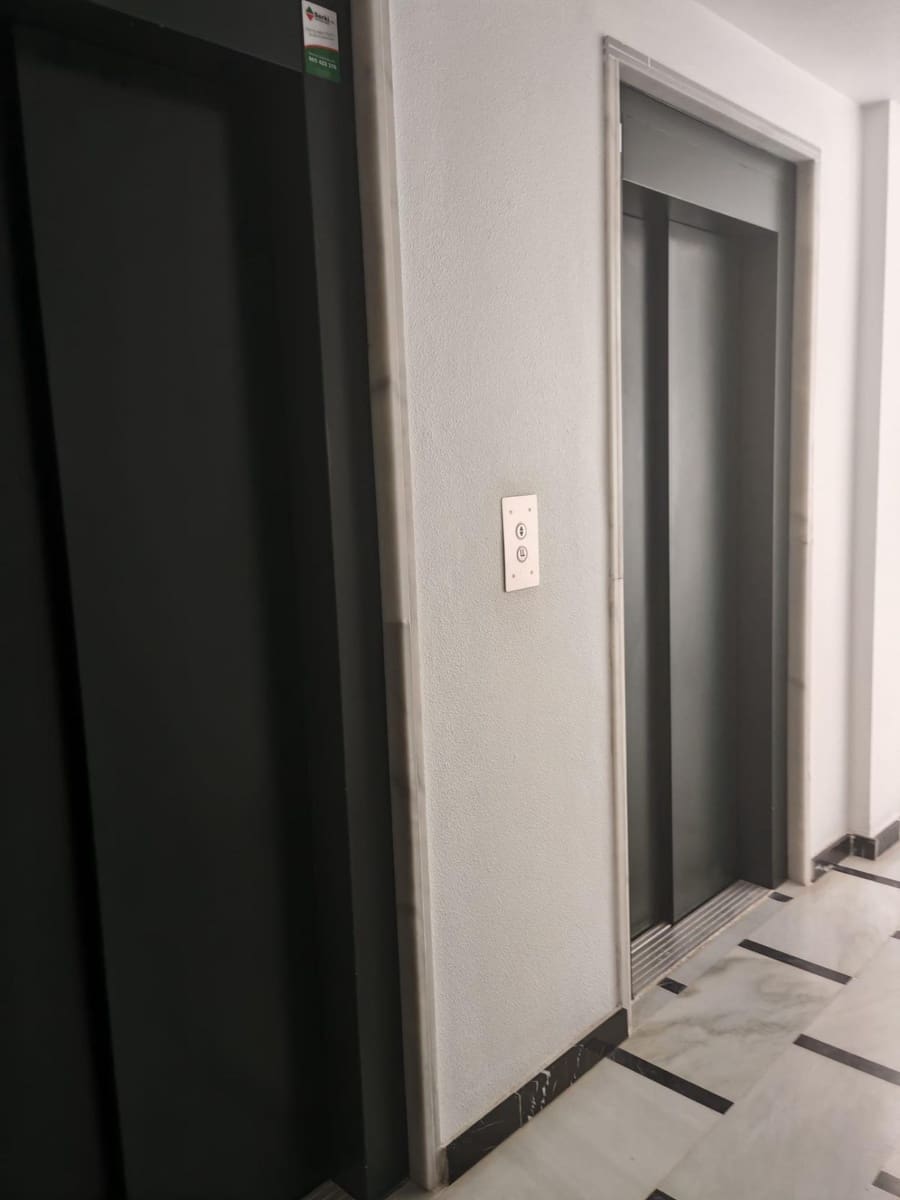 1 bedroom Flat for sale in Santa Pola with garage - € 150,000 (Ref: 9446357)