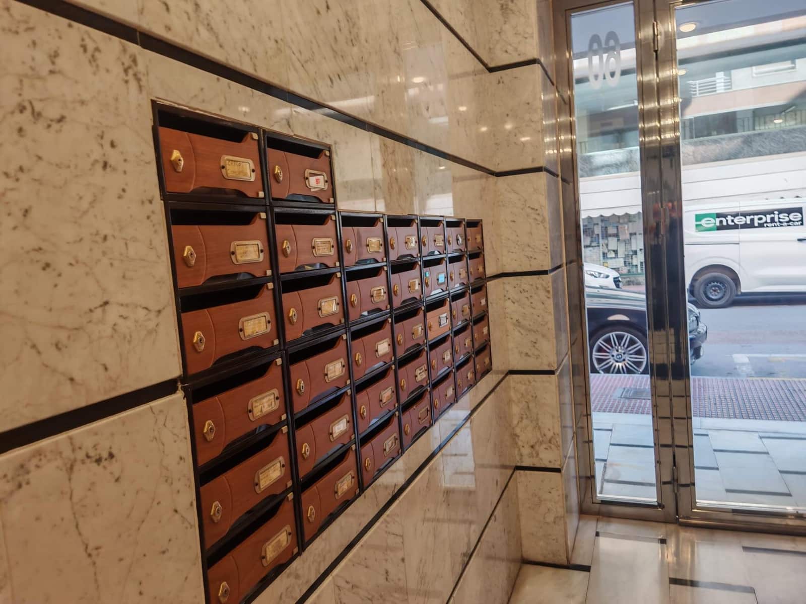 1 bedroom Flat for sale in Santa Pola with garage - € 150,000 (Ref: 9446357)