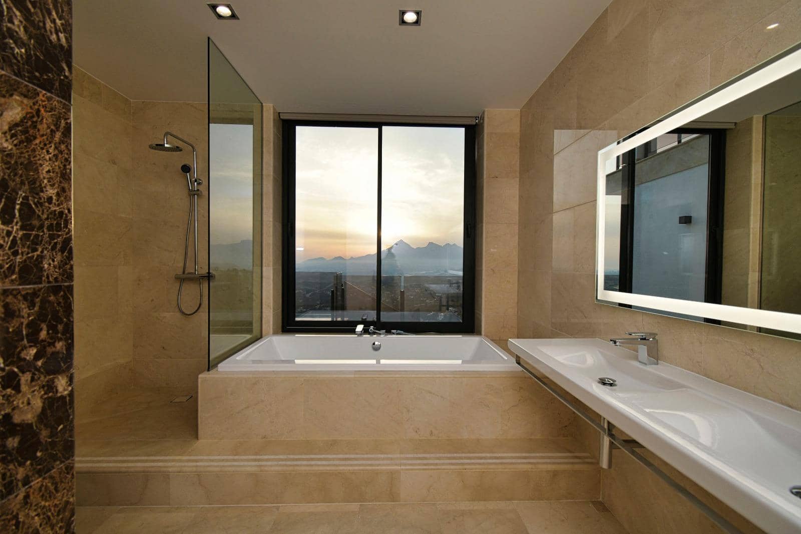 Chalet de 6 habitaciones en Altea en venta con garaje - 2.450.000 € (Ref: 9451650)