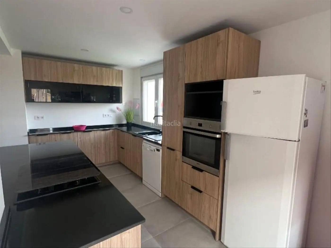 Chalet de 5 habitaciones en El Campello en venta con garaje - 649.000 € (Ref: 9452790)