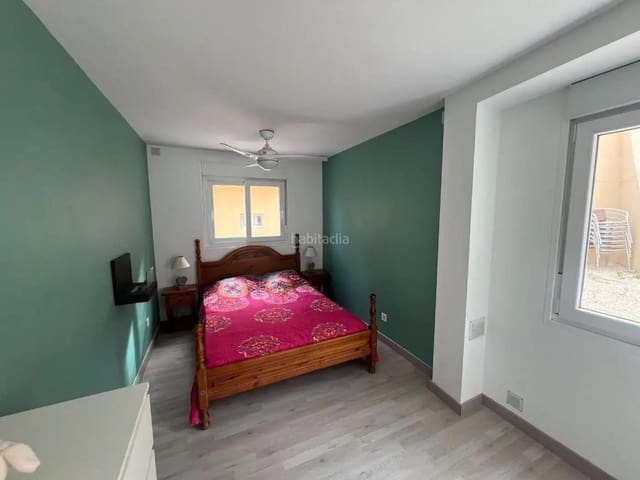 Chalet de 5 habitaciones en El Campello en venta con garaje - 649.000 € (Ref: 9452790)