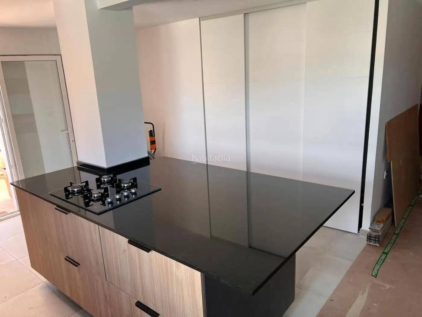 Chalet de 5 habitaciones en El Campello en venta con garaje - 649.000 € (Ref: 9452790)