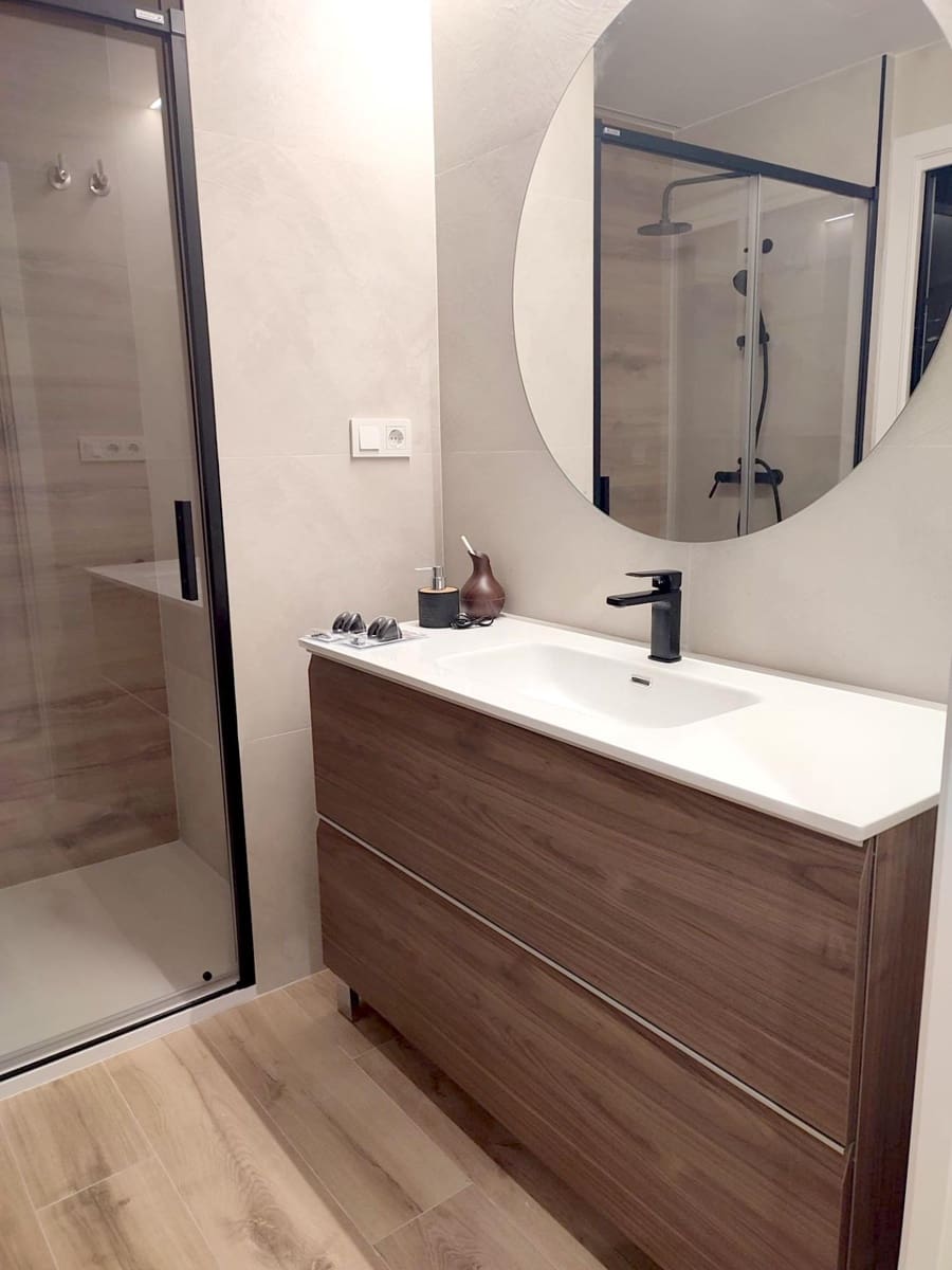 2 slaapkamer Flat te koop in Alicante stad - € 215.000 (Ref: 9456286)