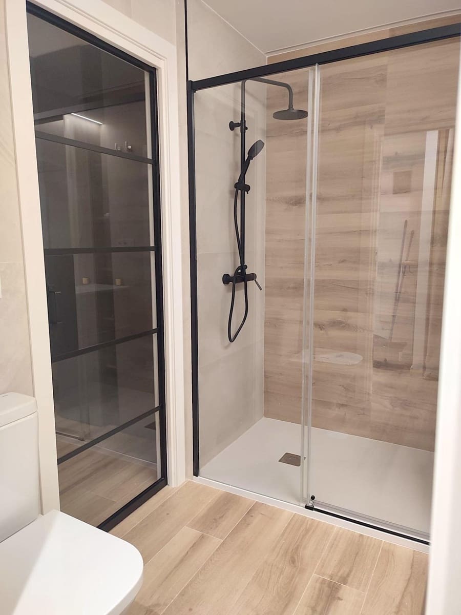 2 slaapkamer Flat te koop in Alicante stad - € 215.000 (Ref: 9456286)