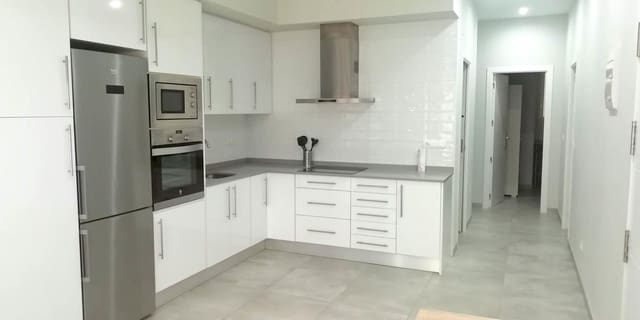 2 slaapkamer Flat te koop in Benalúa, Alicante stad - € 223.000 (Ref: 9456287)