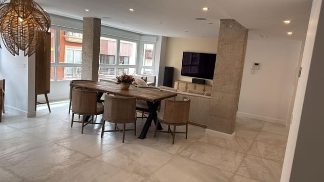 5 quarto Apartamento para venda em Alicante cidade - 549 900 € (Ref: 9456288)