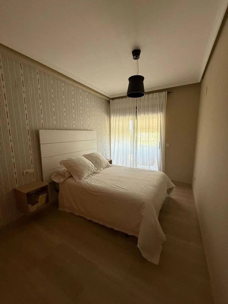 2 bedroom Flat for sale in Denia with pool garage - € 400,000 (Ref: 9481206)