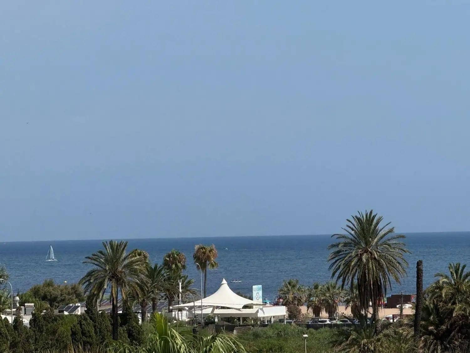 2 bedroom Flat for sale in Denia with pool garage - € 400,000 (Ref: 9481206)