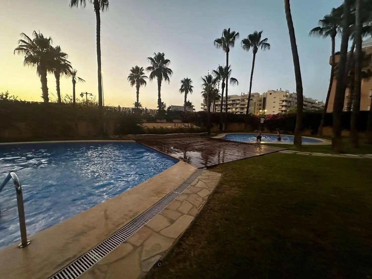 2 bedroom Flat for sale in Denia with pool garage - € 400,000 (Ref: 9481206)