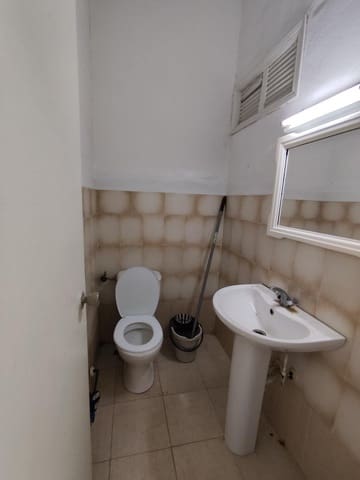 Kommersiell till salu i Alicante stad - 99 000 € (Ref: 9482047)