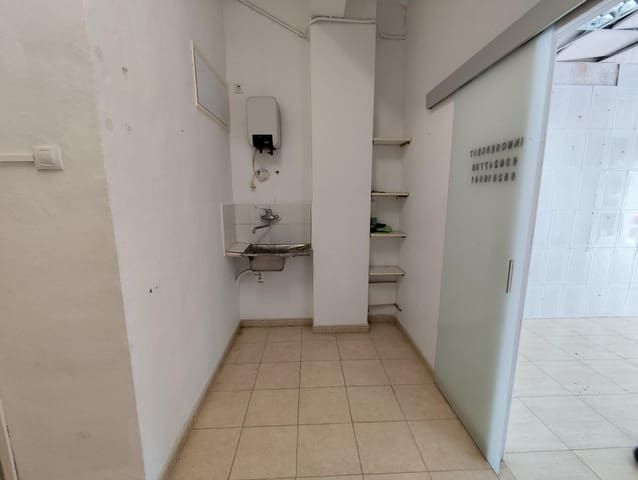 Kommersiell till salu i Alicante stad - 99 000 € (Ref: 9482047)