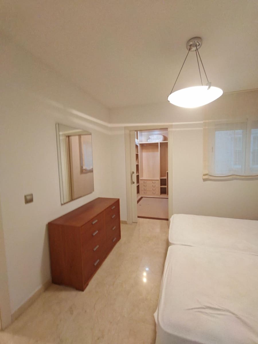 Piso de 1 habitación en Alicante / Alacant ciudad en venta - 395.000 € (Ref: 9494075)