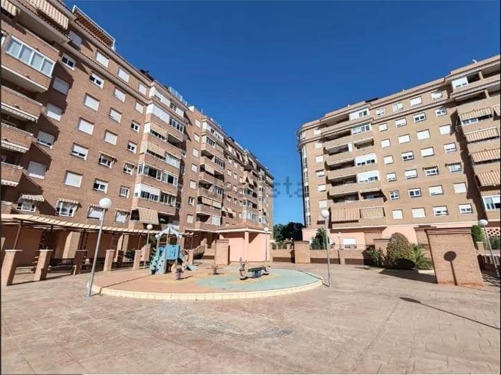 3 slaapkamer Flat te koop in San Vicente / Sant Vicent del Raspeig met zwembad - € 255.000 (Ref: 9494077)
