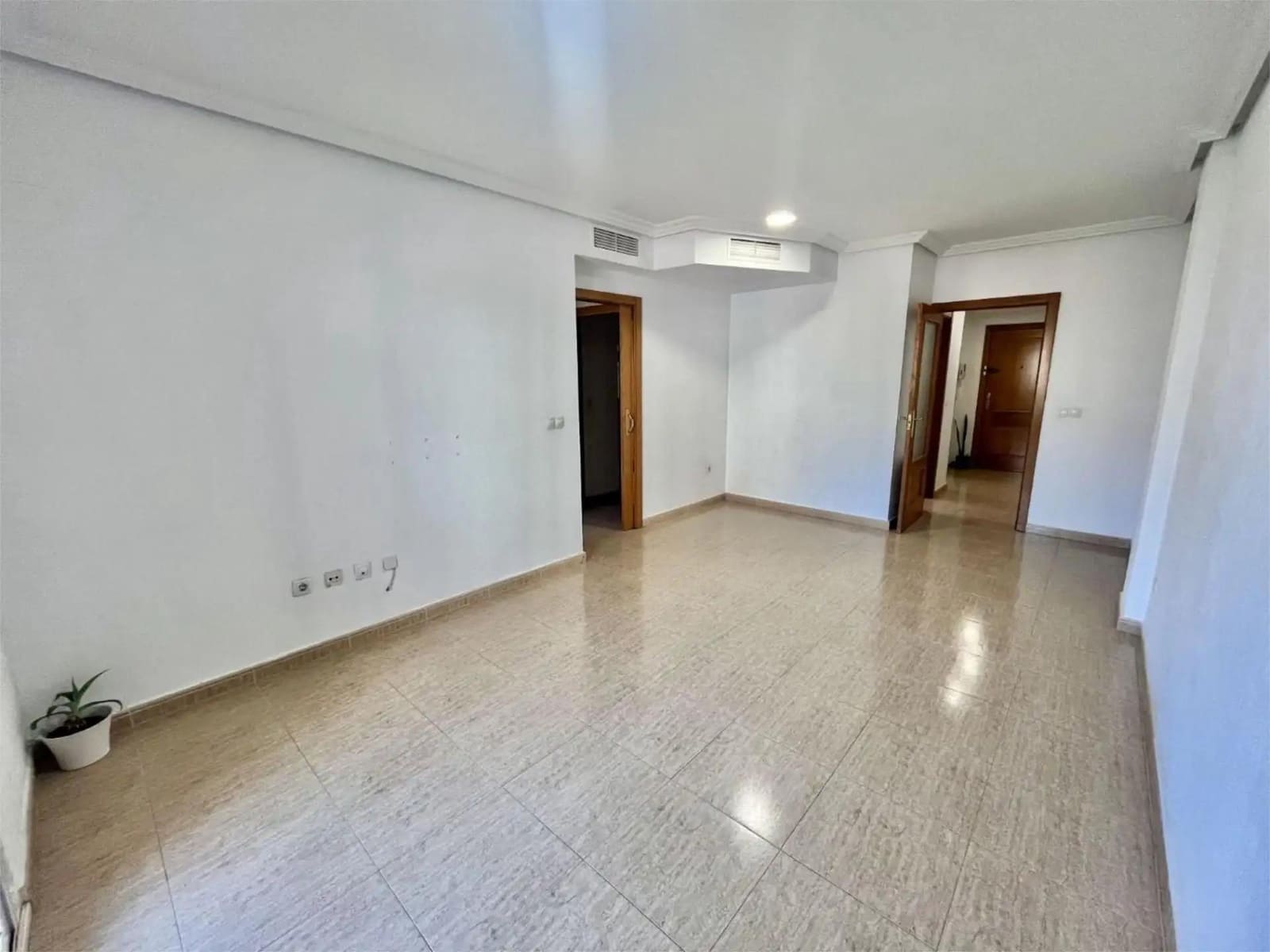 3 slaapkamer Flat te koop in San Vicente / Sant Vicent del Raspeig met zwembad - € 255.000 (Ref: 9494077)